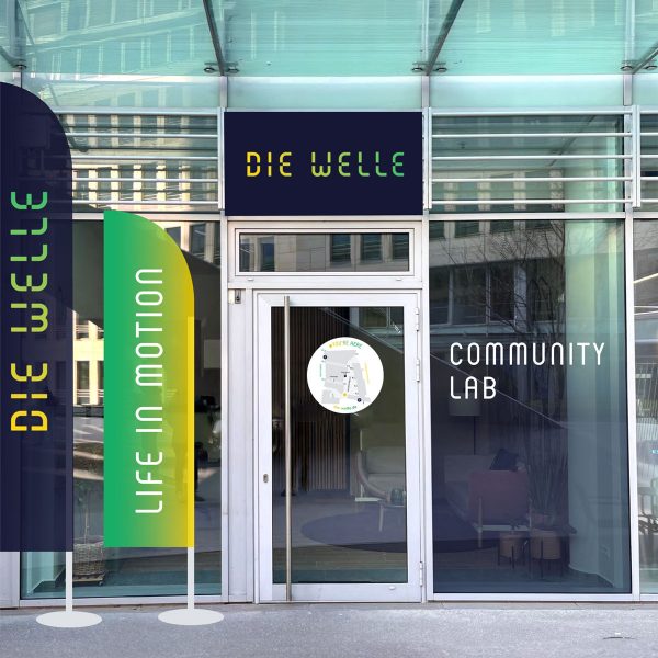 Foto des Community Labs, dessen Schaufenster TAG EINS für das Space Branding gestaltet hat